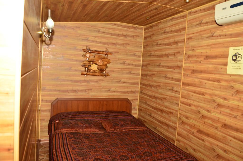 Guest House Domashniy Uyut Bishkek Exterior foto